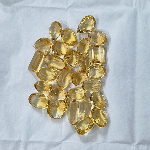 Golden/Yellow Citrine Gemstone (Medium Quality)